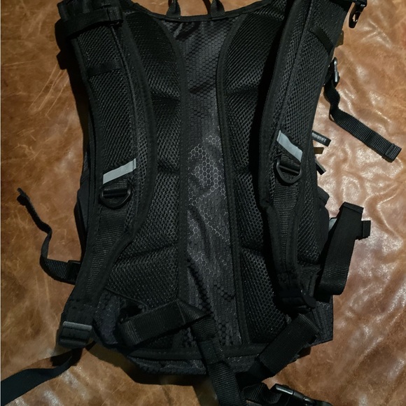 Hydration Backpack - Picture 2 of 6